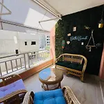 Luxury 'on The Beach' Apartament *