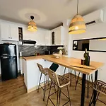 Luxury 'on The Beach' Apartament
